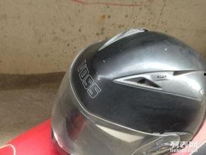 吃瓜鬼火白色头盔,揭秘神秘潮流单品背后的故事